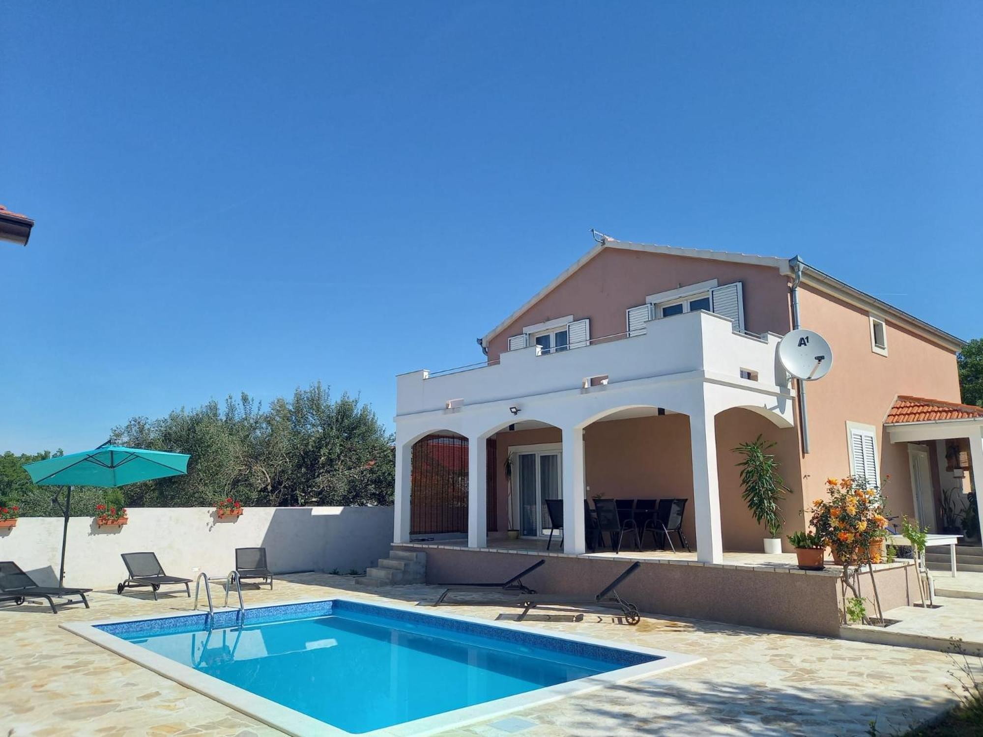 Leggiero Villa Бенковац Екстериор снимка